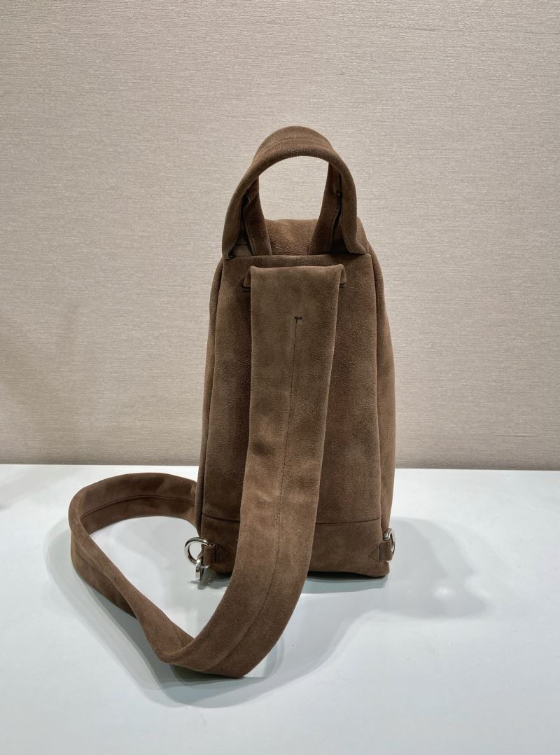 Pra*a waist chest packs